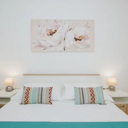 Apartments Civadelic Trogir Exterior photo