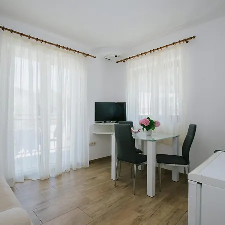 Apartments Civadelic Trogir Exterior photo